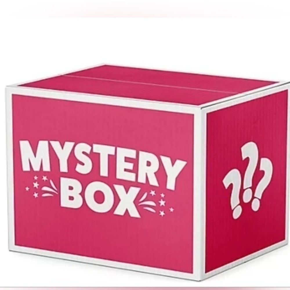 Mystery Box Men’s Juniors XL top - Picture 1 of 1